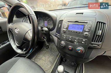 Хэтчбек Hyundai i30 2008 в Львове