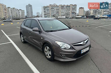 Хетчбек Hyundai i30 2011 в Києві