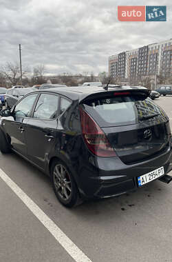 Хэтчбек Hyundai i30 2008 в 