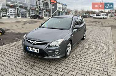 Хетчбек Hyundai i30 2010 в Миколаєві