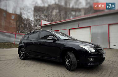 Хетчбек Hyundai i30 2011 в Хмельницькому