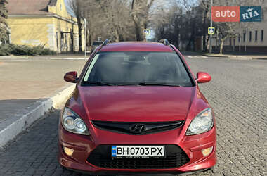 Универсал Hyundai i30 2011 в Одессе