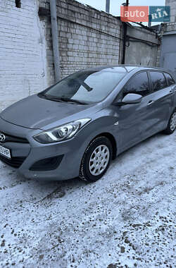 Универсал Hyundai i30 2013 в Киеве