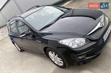 Универсал Hyundai i30 2012 в Виннице