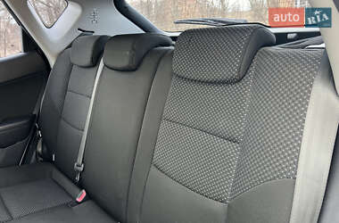 Хэтчбек Hyundai i30 2009 в 