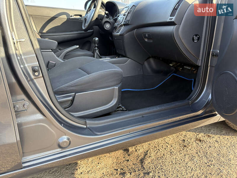 Універсал Hyundai i30 2008 в Києві