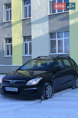 Универсал Hyundai i30 2008 в Первомайске