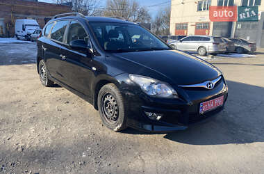 Универсал Hyundai i30 2012 в Луцке