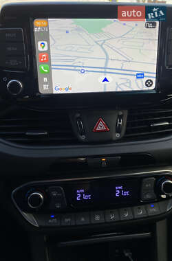Хетчбек Hyundai i30 2019 в 