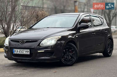 Хэтчбек Hyundai i30 2008 в Днепре