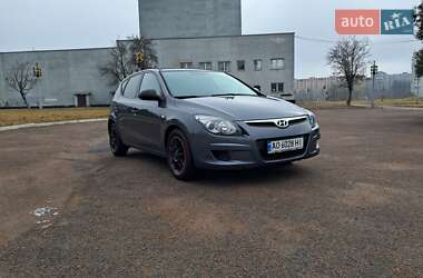 Хетчбек Hyundai i30 2009 в Рівному