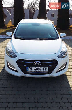 Універсал Hyundai i30 2015 в 