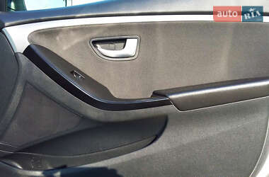 Універсал Hyundai i30 2015 в 