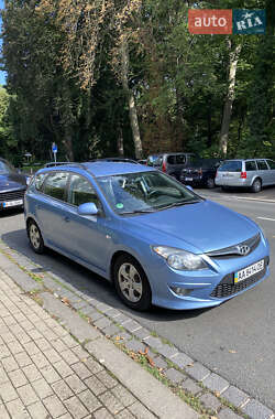 Універсал Hyundai i30 2011 в Києві