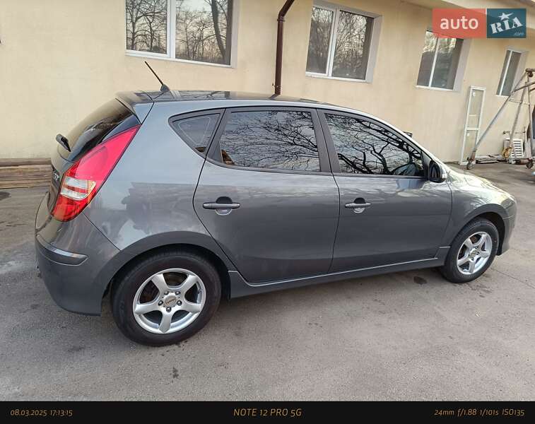 Хетчбек Hyundai i30 2010 в Києві