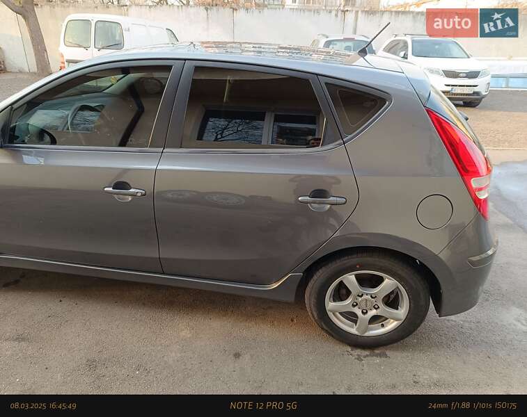 Хетчбек Hyundai i30 2010 в Києві