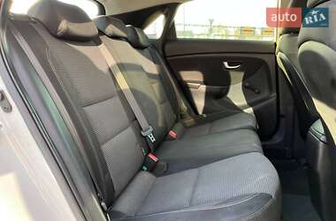 Хетчбек Hyundai i30 2014 в 