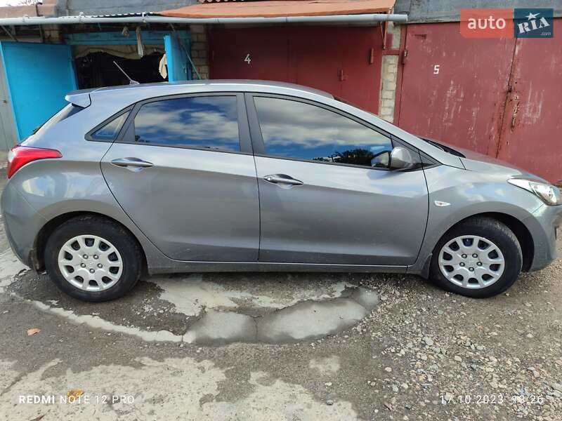 Hyundai i30 2013
