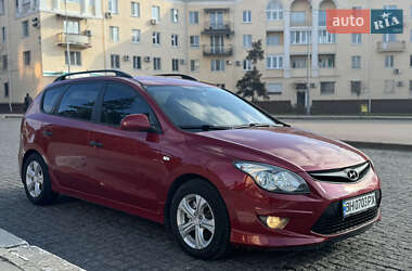 Універсал Hyundai i30 2011 в Одесі