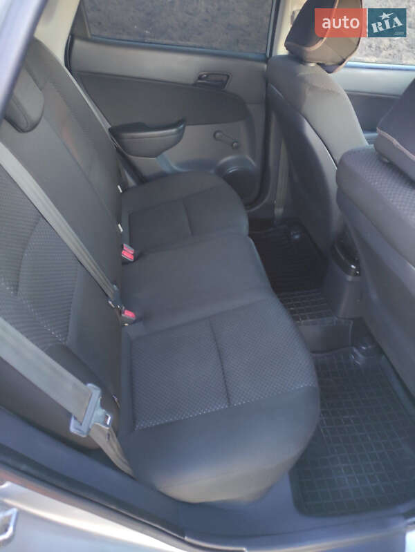 Хетчбек Hyundai i30 2011 в Підволочиську