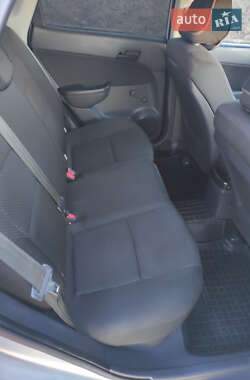 Хэтчбек Hyundai i30 2011 в 