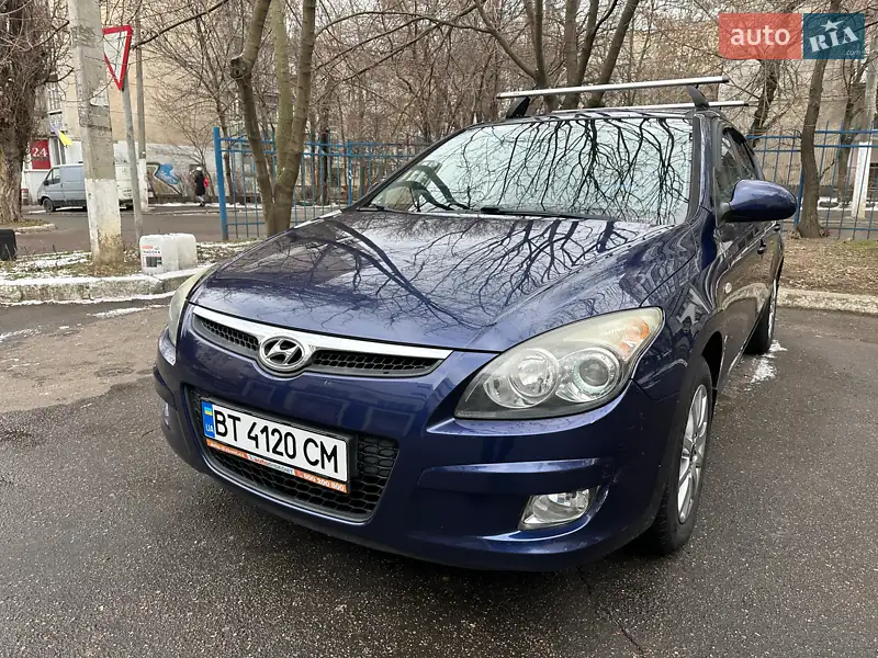 Хэтчбек Hyundai i30 2008 в 