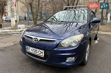 Хэтчбек Hyundai i30 2008 в 