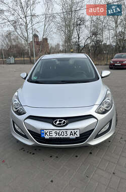 Хетчбек Hyundai i30 2012 в Дніпрі