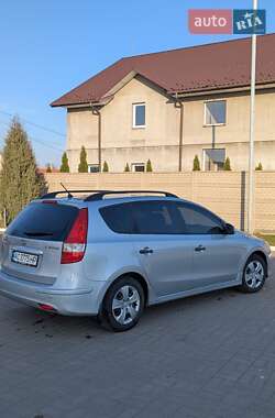 Универсал Hyundai i30 2010 в 
