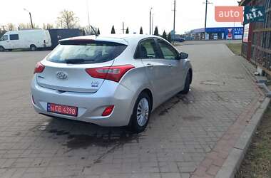 Хетчбек Hyundai i30 2012 в Нововолинську
