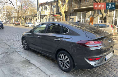 Хэтчбек Hyundai i30 2018 в 