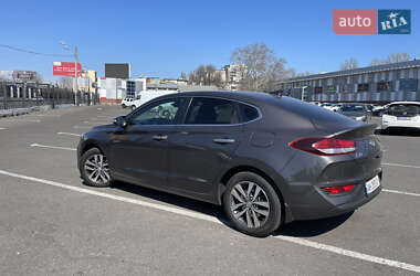 Хэтчбек Hyundai i30 2018 в 