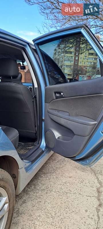 Хетчбек Hyundai i30 2010 в Кривому Розі