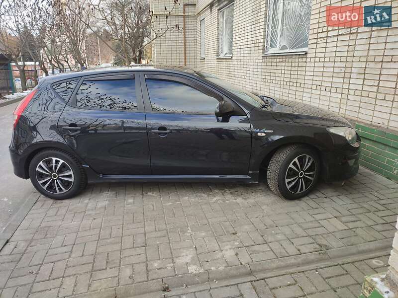 Хэтчбек Hyundai i30 2009 в Сумах фото 11 Хэтчбек Hyundai i30 2009 в Сумах