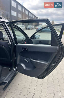 Универсал Hyundai i30 2009 в 