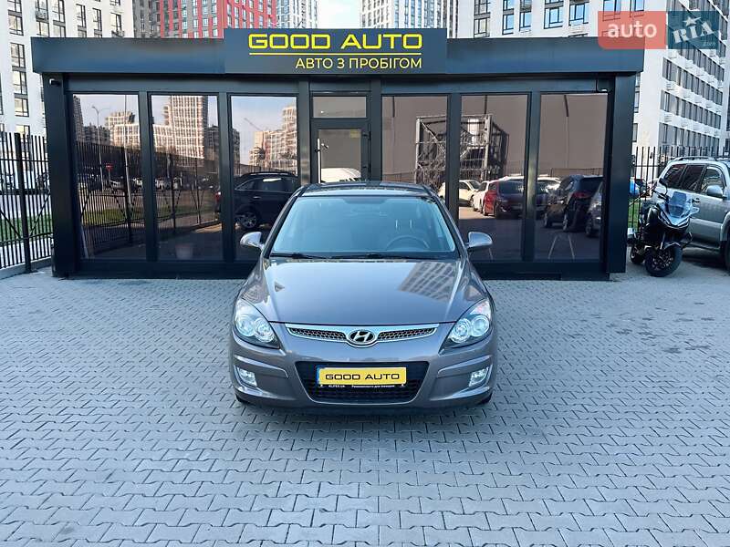 Хетчбек Hyundai i30 2011 в Києві