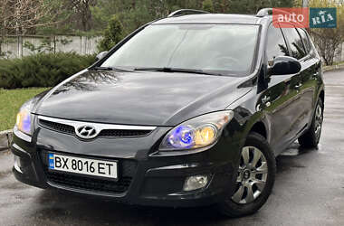 Універсал Hyundai i30 2010 в 