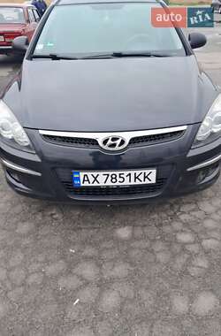 Универсал Hyundai i30 2009 в 