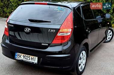 Хетчбек Hyundai i30 2008 в 