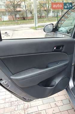 Універсал Hyundai i30 2012 в 