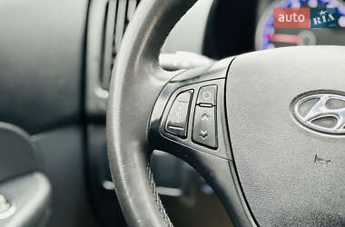Универсал Hyundai i30 2011 в 