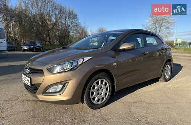 Хэтчбек Hyundai i30 2012 в Киеве