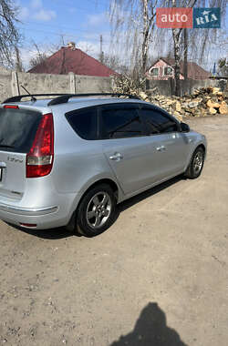 Універсал Hyundai i30 2010 в 