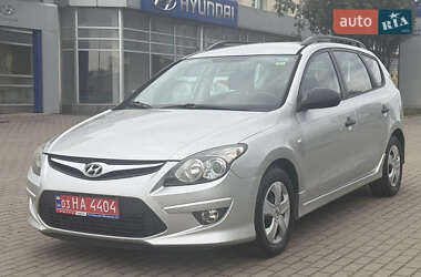 Універсал Hyundai i30 2012 в 