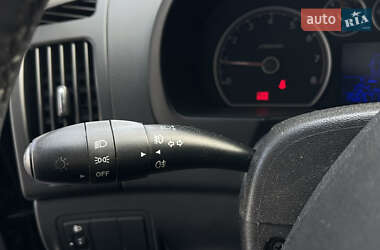 Хэтчбек Hyundai i30 2011 в 