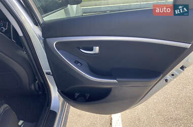 Универсал Hyundai i30 2013 в 
