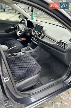Хэтчбек Hyundai i30 2023 в 