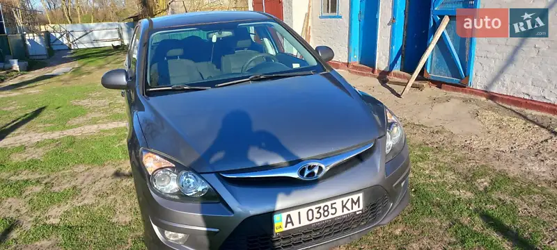 Hyundai i30 2011