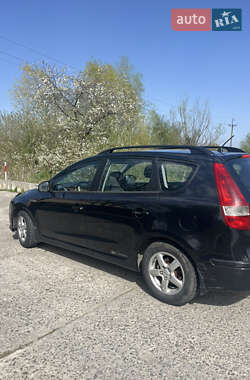 Универсал Hyundai i30 2010 в 
