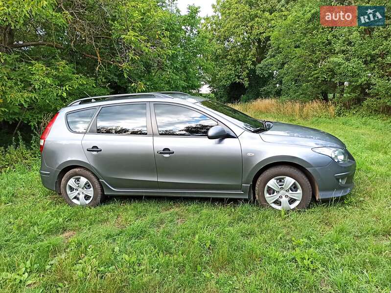 Універсал Hyundai i30 2012 в Шполі